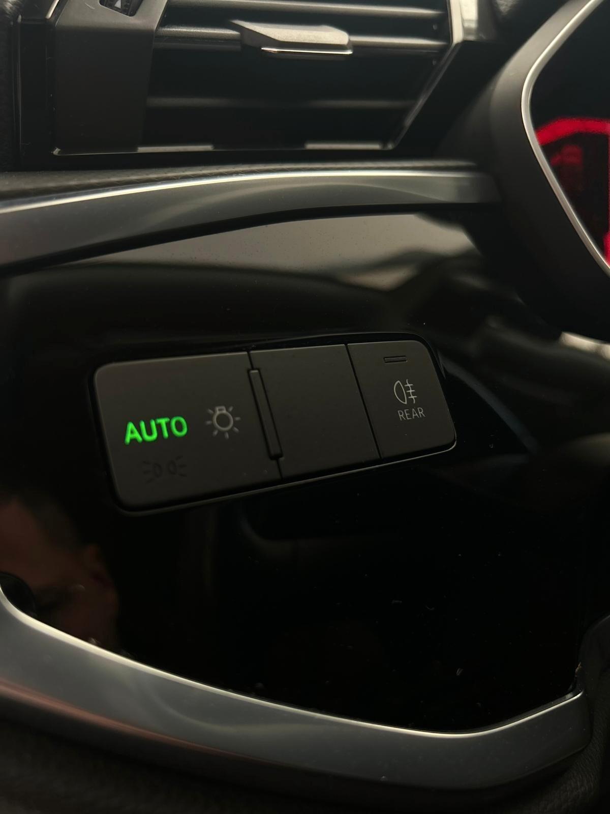 Audi Q3 35 2.0 Diesel 150 cv TDI S tronic Business Advanced