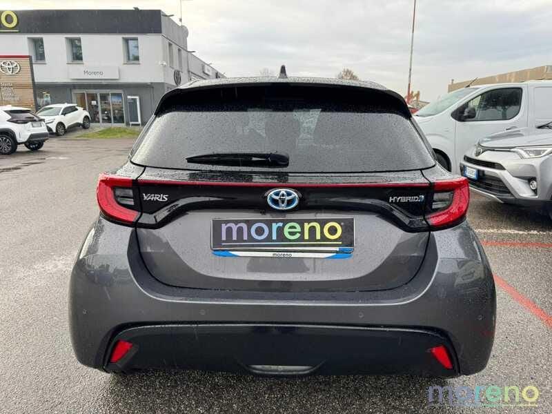 Toyota Yaris 1.5h Lounge