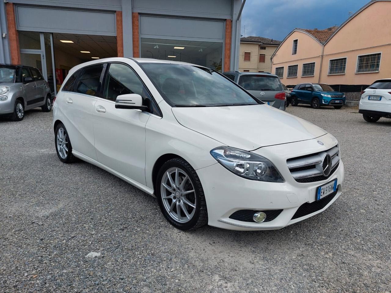 Mercedes-benz B 180 CDI Premium UNICO PROPRIETARIO