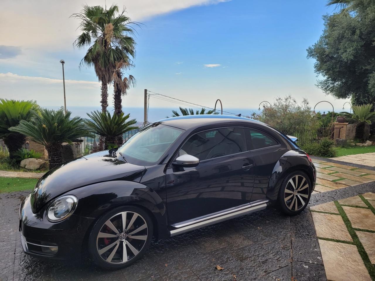 Volkswagen Maggiolino 2.0 TSI DSG Sport