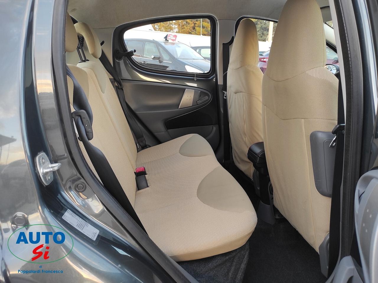 Peugeot 107 1.0 Benzina - 68cv NEOPATENTATI