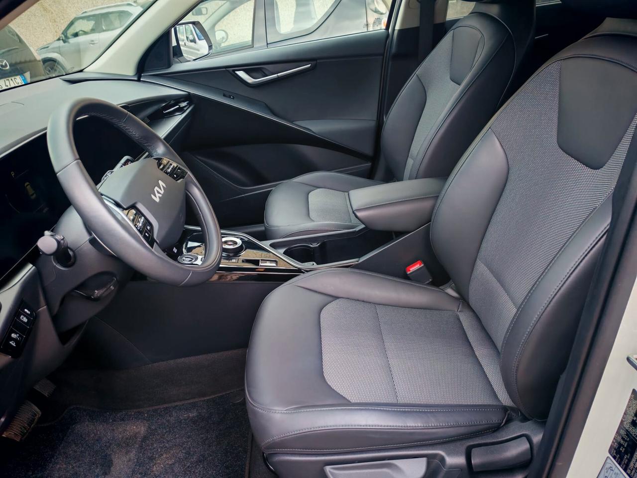 Kia Niro 1.6 GDi DCT HEV Style