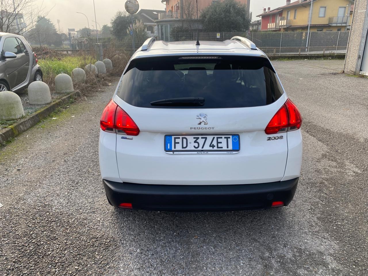 Peugeot 2008 PureTech 82 Access