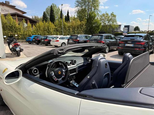 FERRARI California T DCT