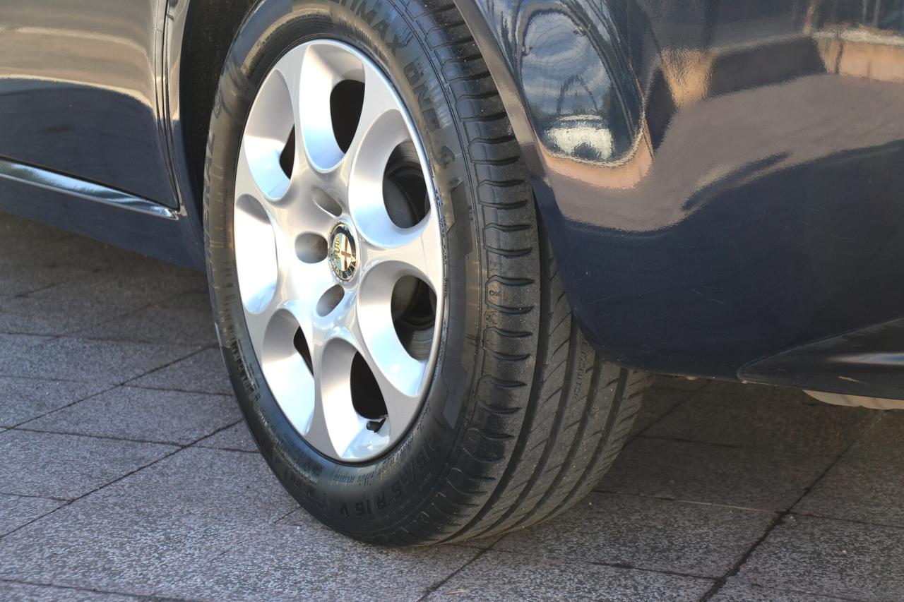 Alfa Romeo 159 1.9 JTDm 150CV **KM107000 ORIGINALI**TAGLIANDI***
