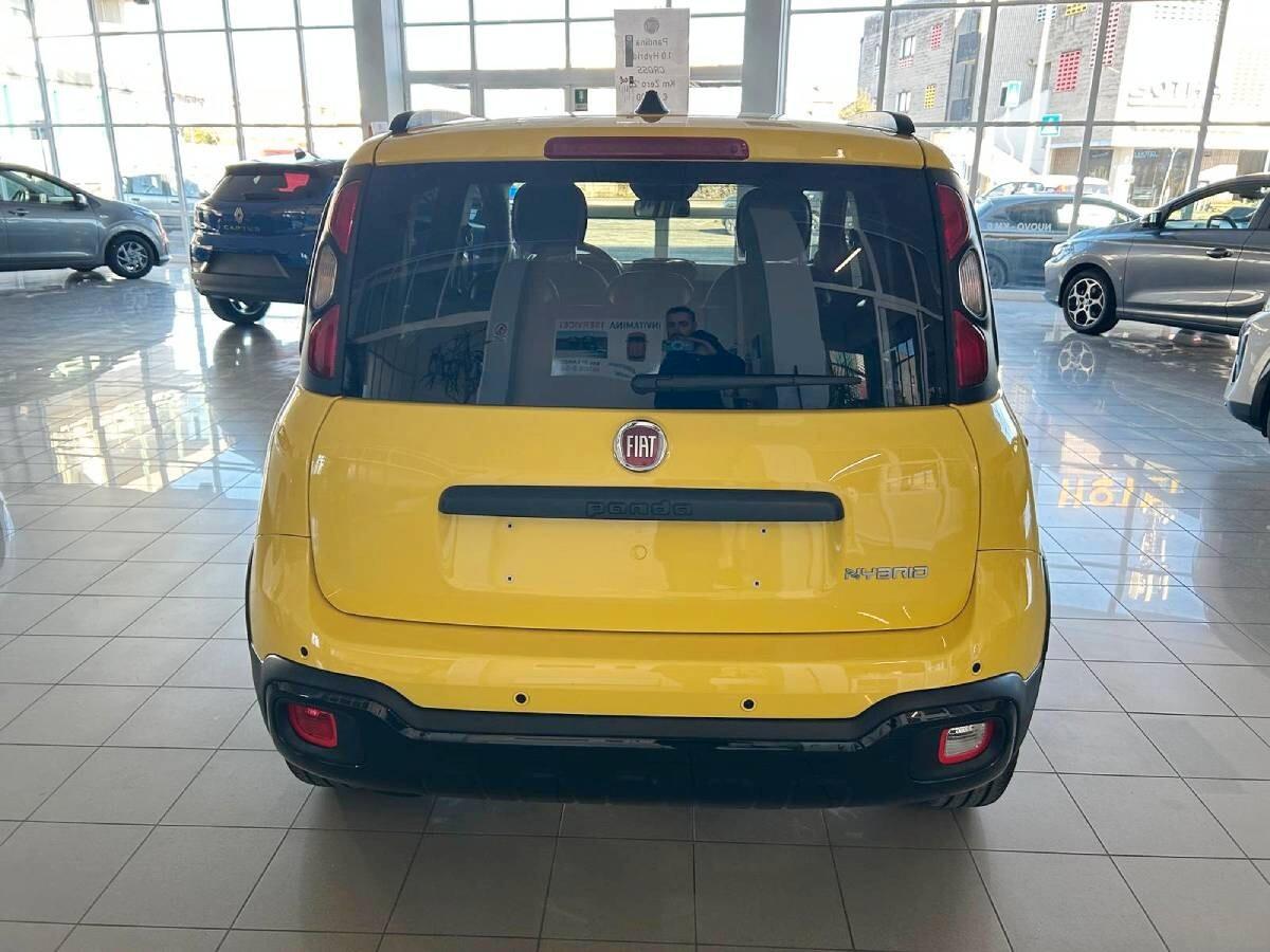 Fiat Panda 1.0 FireFly s&s Hybrid Pandina Cross