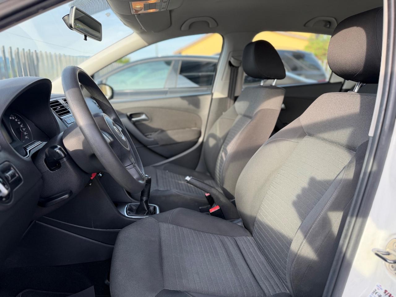 Volkswagen Polo 5p 1.2 tdi 75cv Ok neopatentati