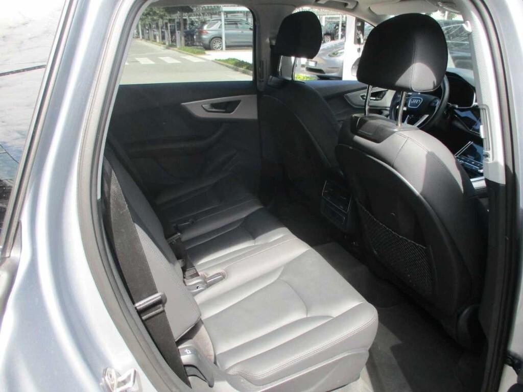 Audi Q7 55 TFSI quattro tiptronic Business