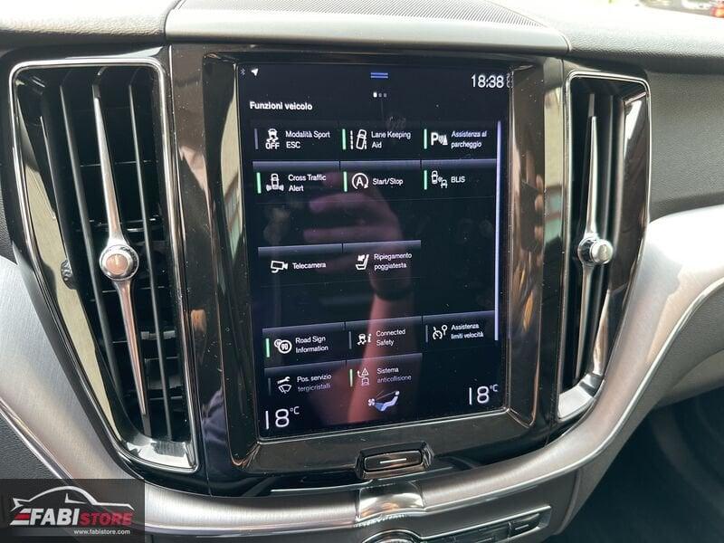Volvo XC60 B4 AWD 211 Cv Geartronic Momentum Pro