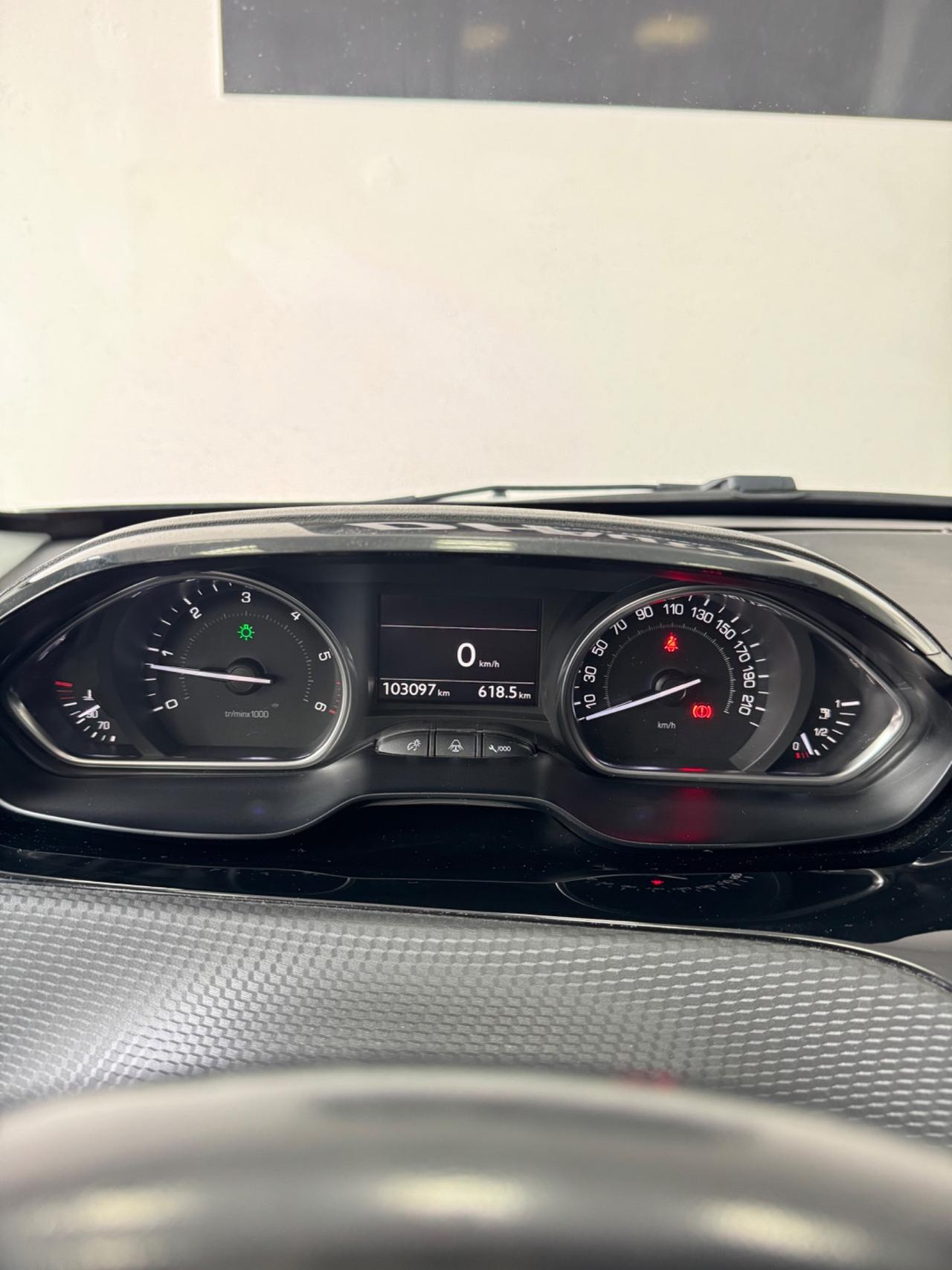 Peugeot 2008 1.6 e-HDi 92 CV Stop&Start Allure