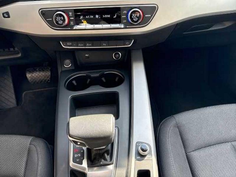 Audi A4 V 2019 Avant 35 2.0 tdi mhev Business Advanced 163cv s-tronic
