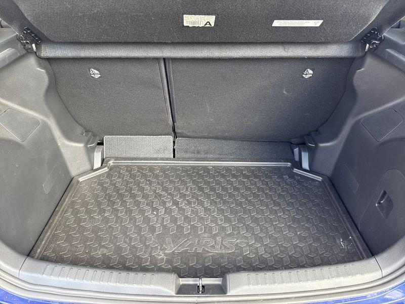 Toyota Yaris Yaris 1.5h Trend