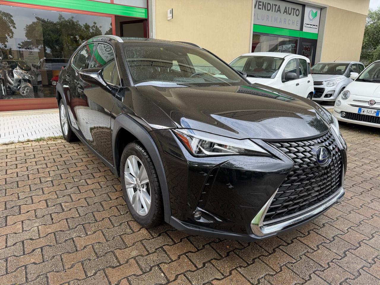 Lexus UX Hybrid Business