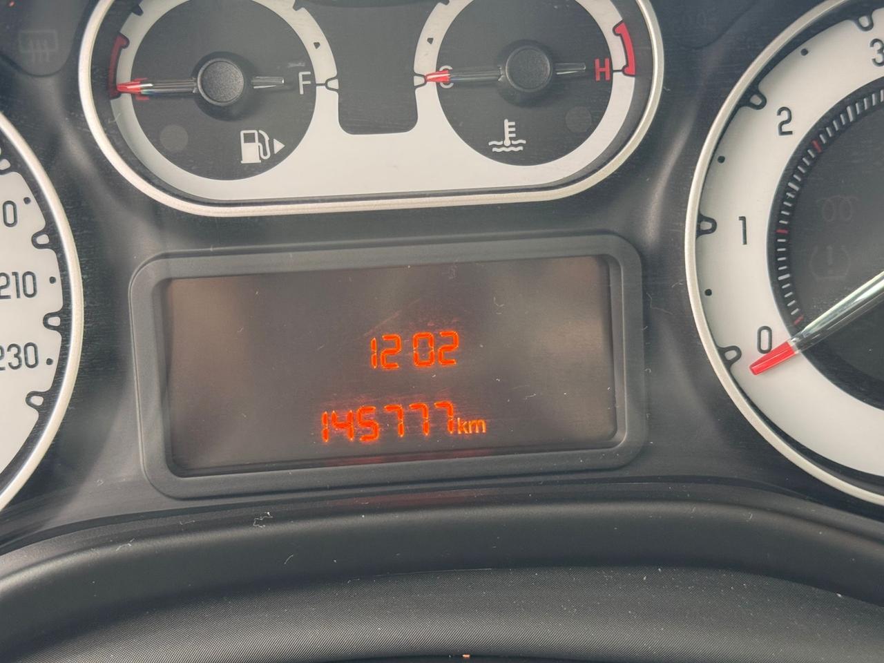 Fiat 500L 0.9 TwinAir Turbo Natural Power Lounge