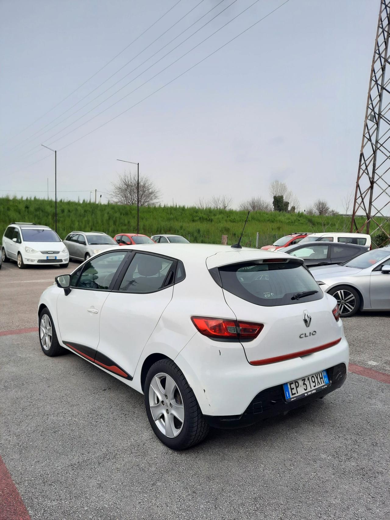 Renault Clio 1.2 75CV 5 porte Live OK NEOPATENTATI