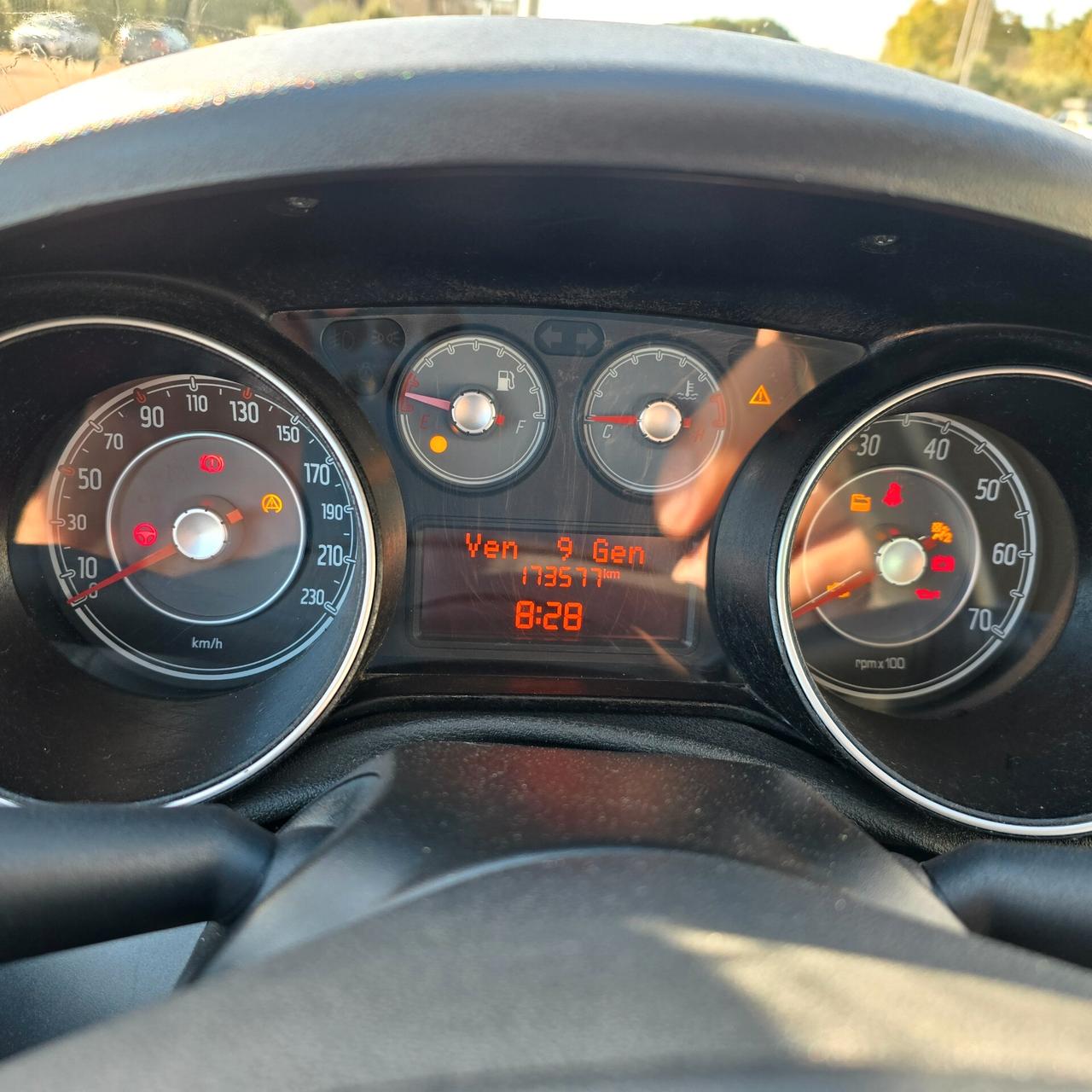 Fiat Punto 1.3 Mjt 75 CV DPF 5 porte S&S con carrello