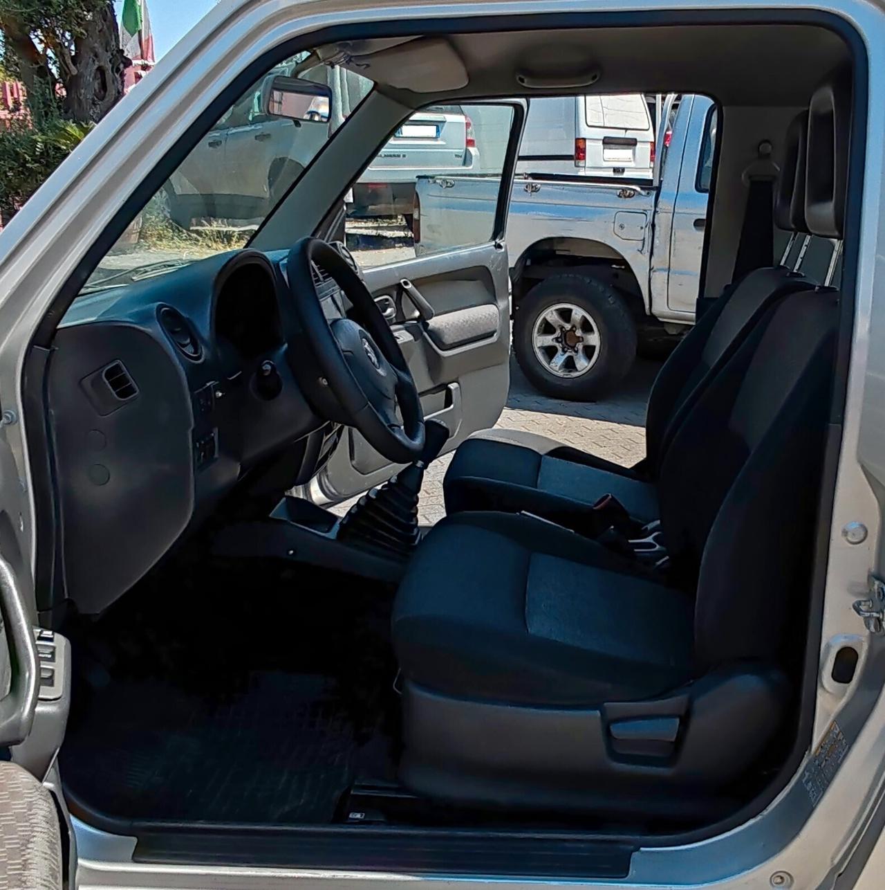 Suzuki Jimny 1.5 DDiS 4WD JLX -MOTORE NUOVO-