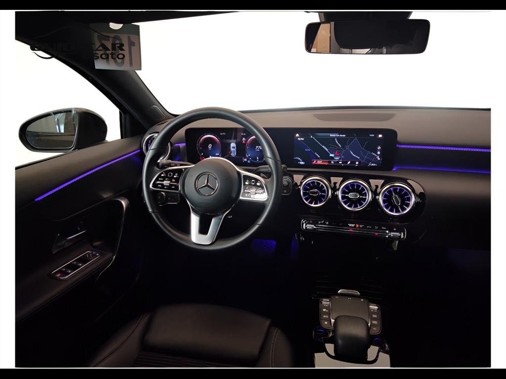 Mercedes-Benz Classe A - W177 2018 - A 180 d Sport Night edition Plus auto