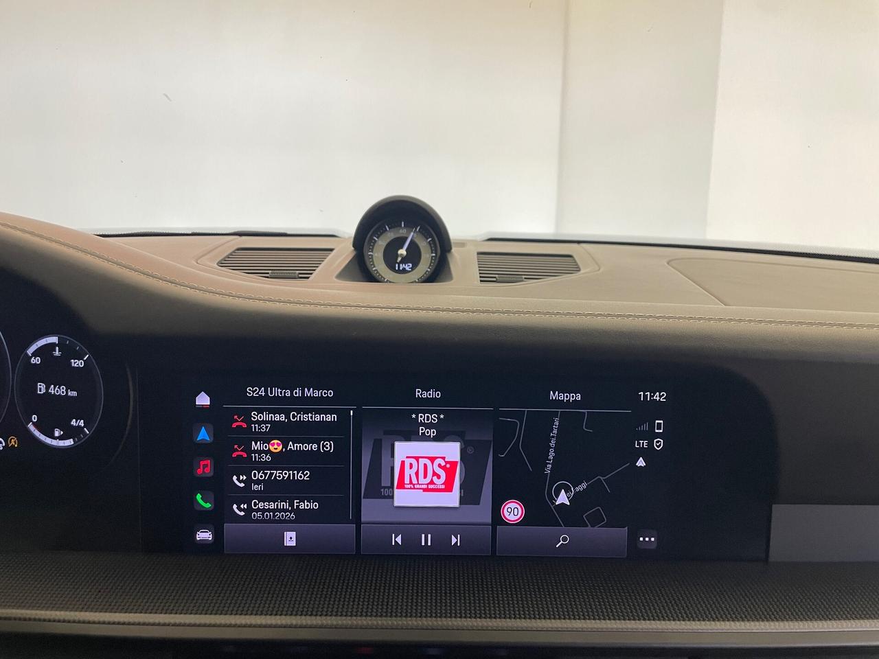 Porsche 911 Carrera 4 GTS