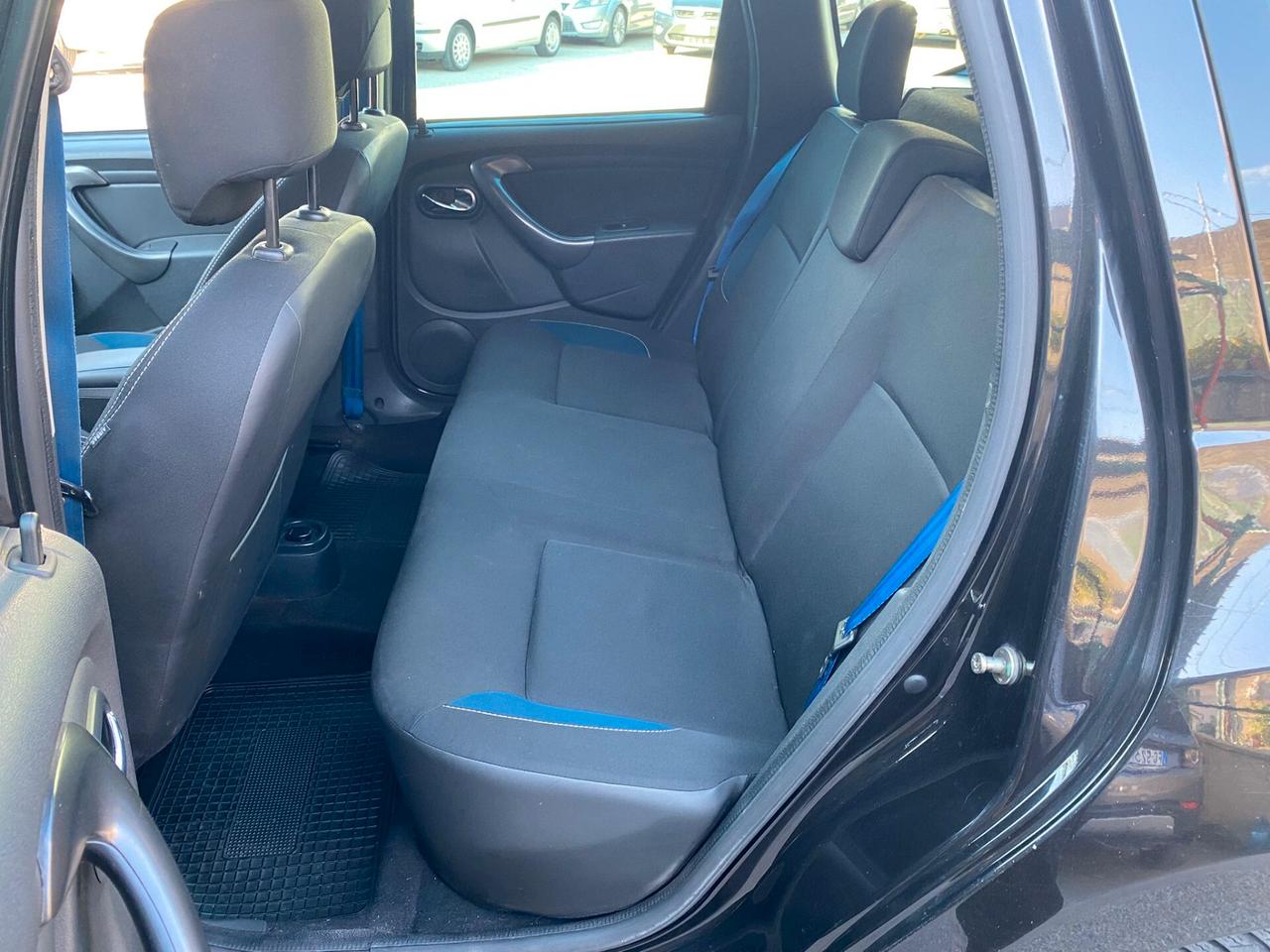 Dacia Duster 1.5 dCi 110CV restyling full opt 2015