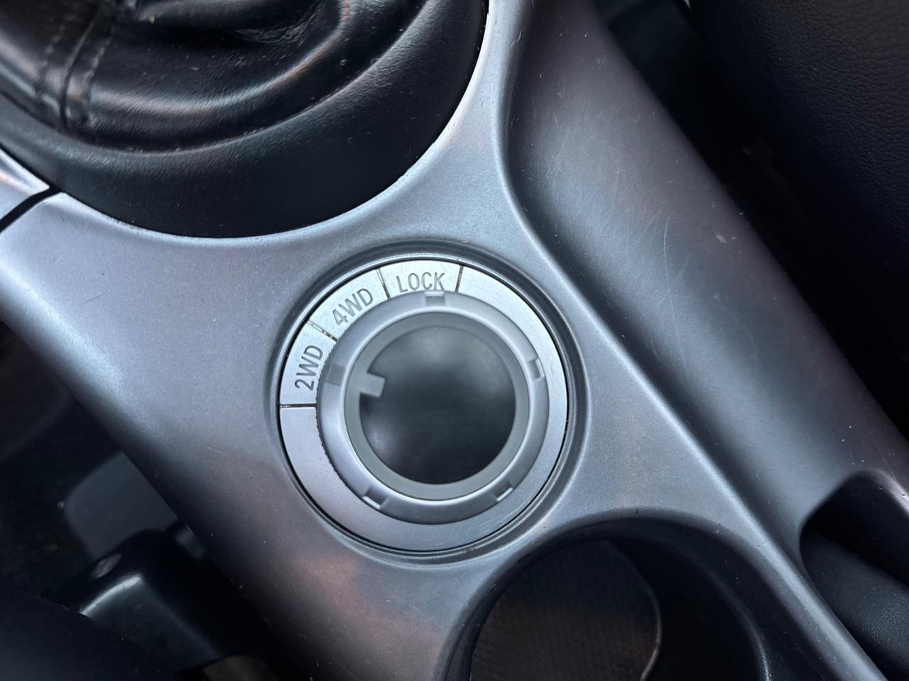 Mitsubishi Outlander 2.0 DI-D Instyle 7 p.ti DPF 2007 4x4