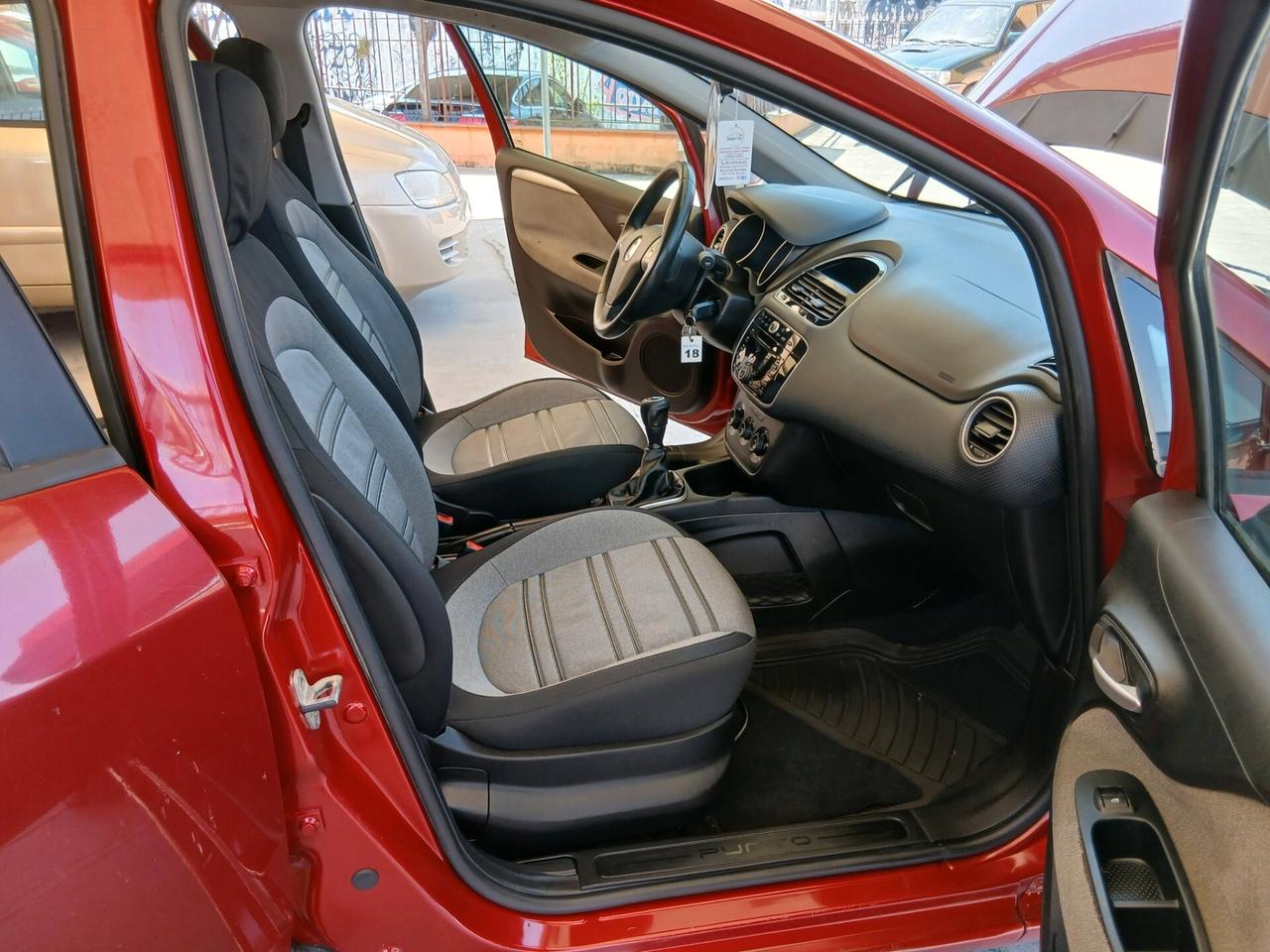 Fiat Punto Evo 1.3 Mjt 75 CV DPF 5p full 11