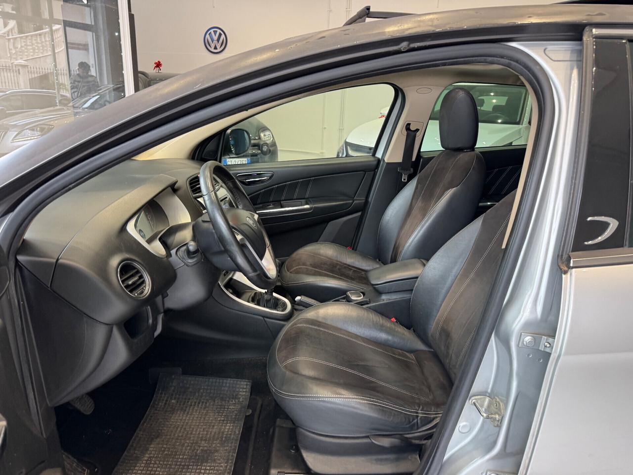 Lancia Delta 1.6 MJT Platino “TETTO APRI”