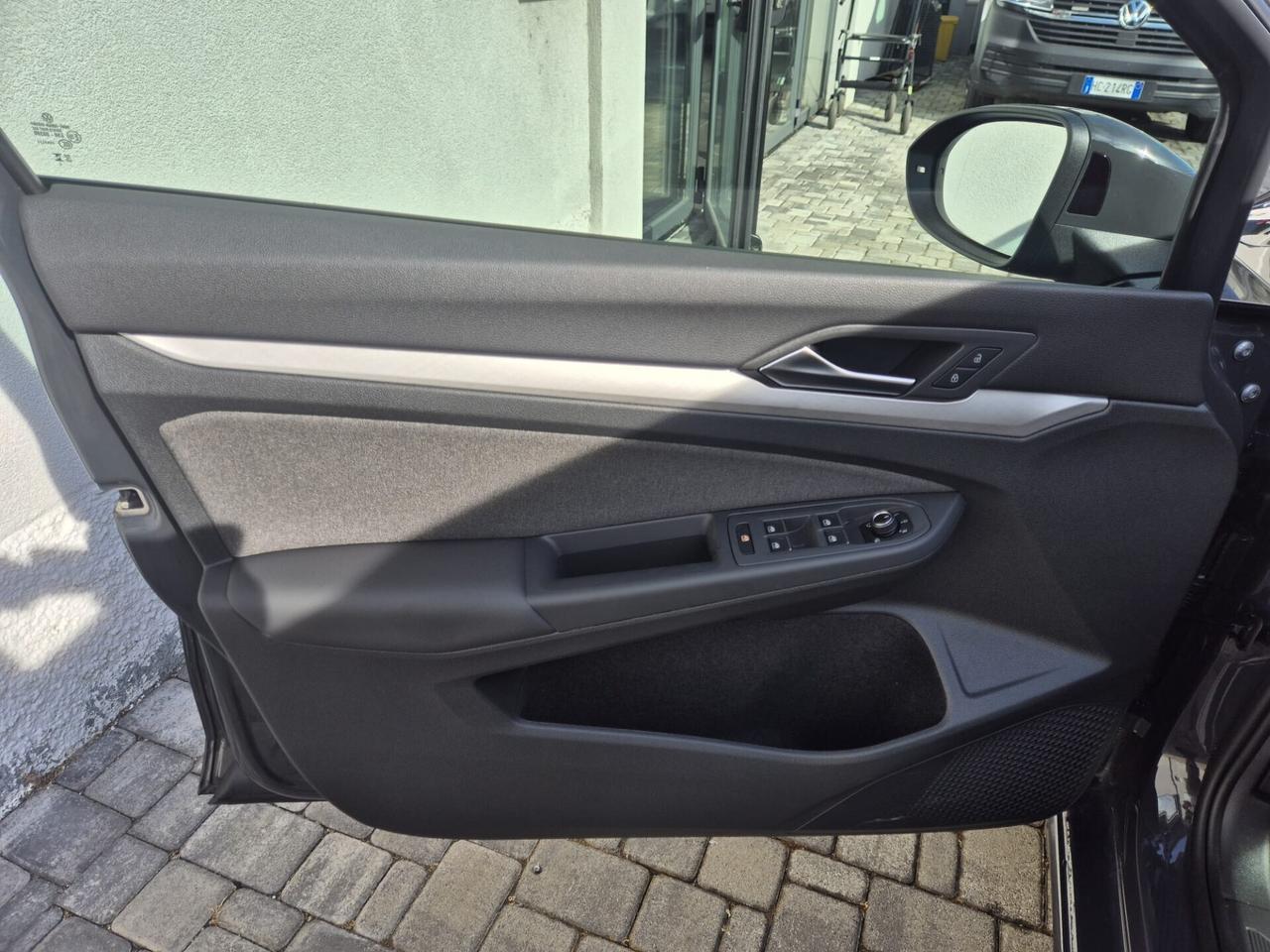Volkswagen Golf 1.5 eTSI 115 CV DSG Life - OK NEOPATENTATO