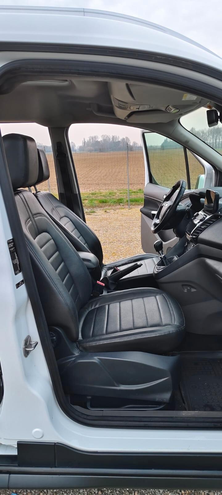 Ford Tourneo Connect Gran 1.5 TDCi 120 CV Plus