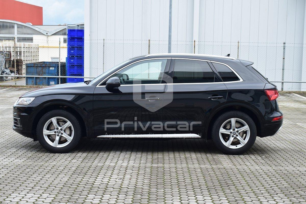 AUDI Q5 2.0 TDI 150 CV Business Sport