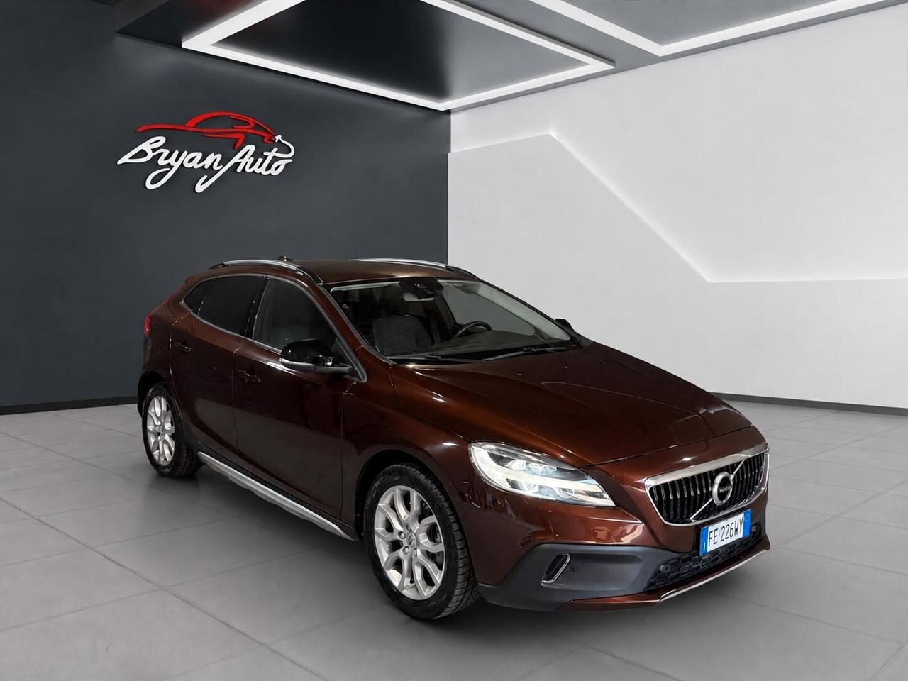 Volvo V40 Cross Country D2 2.0 d2 Momentum geartronic