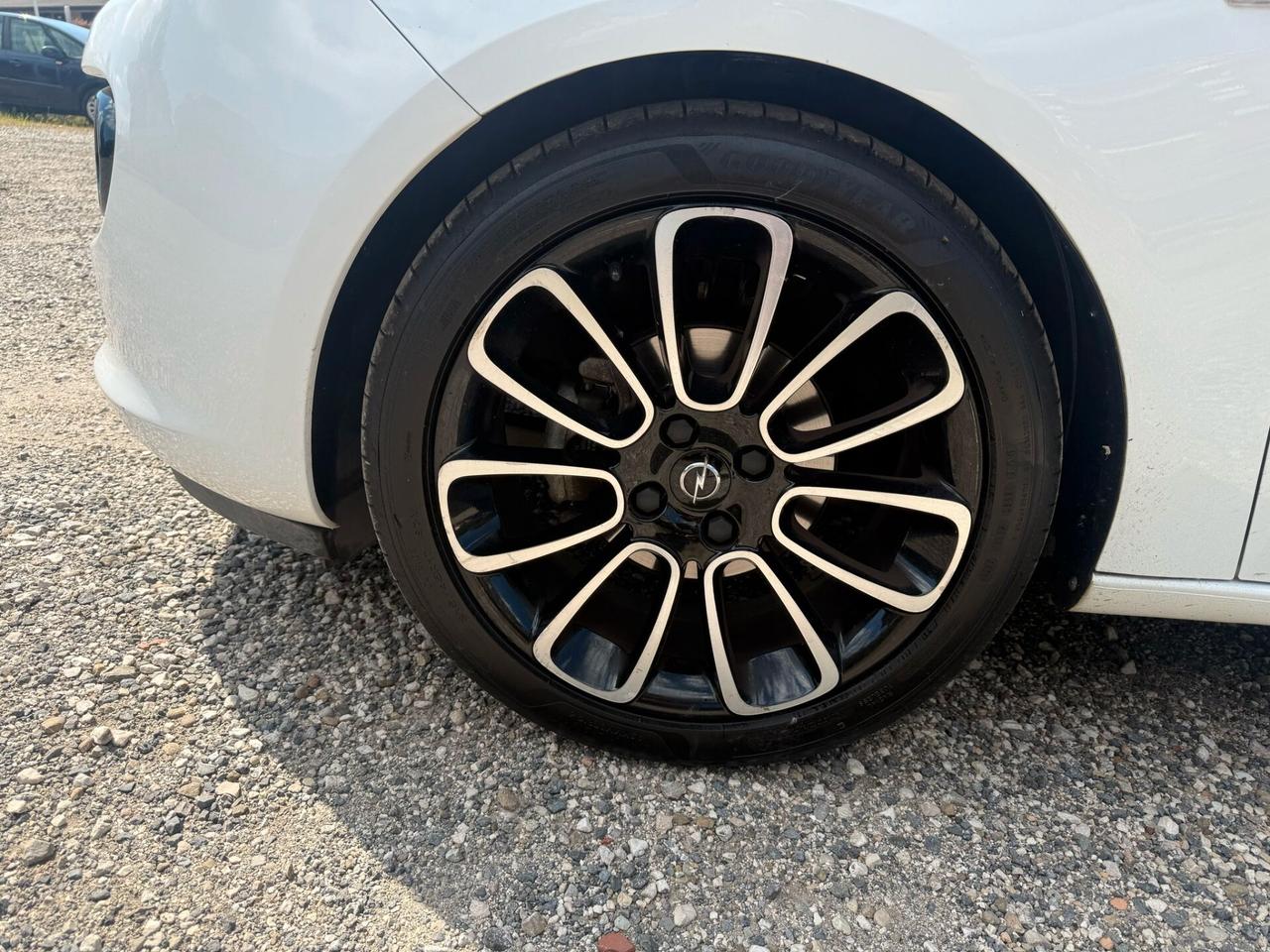 Opel Adam 1.2 70 CV Jam