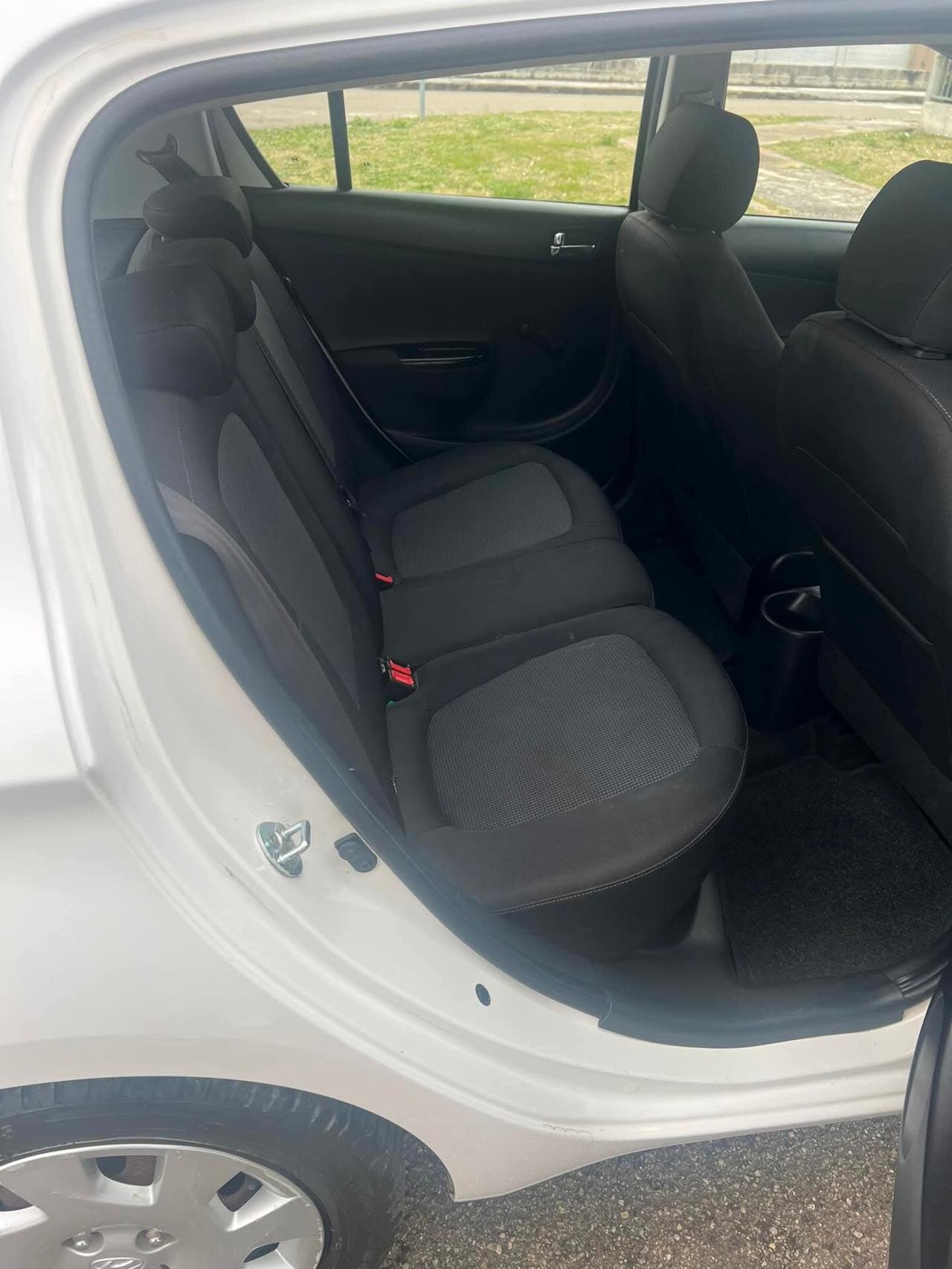 Hyundai i20 1.2 5p. Econext Sound Edition Gpl