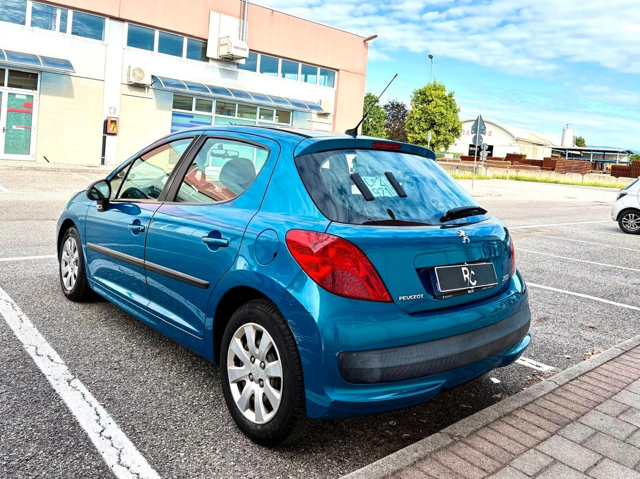 Peugeot 207 1.4 HDI Diesel Neopatentati