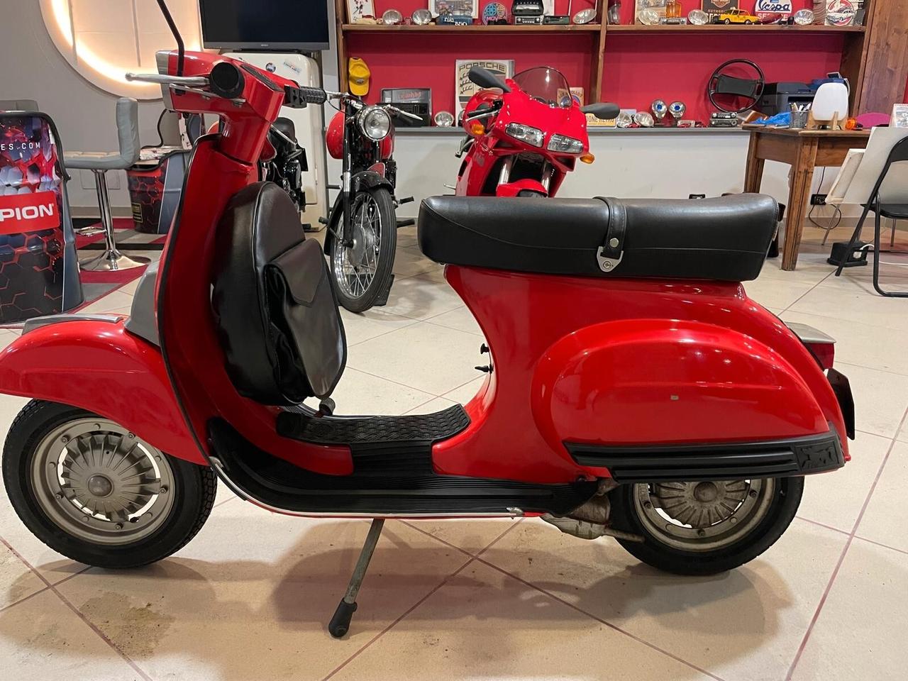 Piaggio Vespa 50 Special