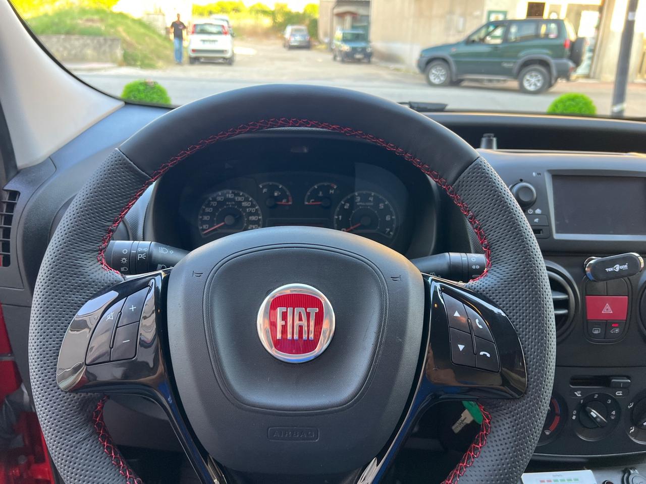 Fiat Fiorino 1.3 MJT 95CV Cargo Adventure