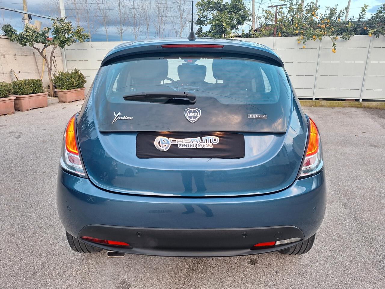 Lancia Ypsilon 1.0 FireFly 5 porte Hybrid Gold Nav