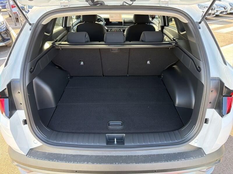 Hyundai Tucson III 2024 1.6 hev Business 2wd auto