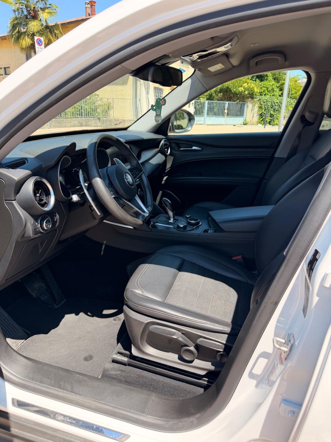 Alfa Romeo Stelvio 2.2TD 2018 PRONTO USO GARANZIA