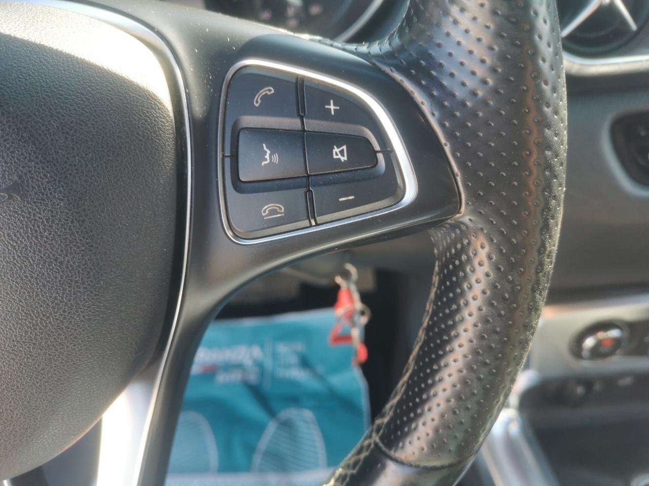 Mercedes-Benz Klasse X 250 d 4MATIC 190 Cv Doppelkabine Progressive 2019