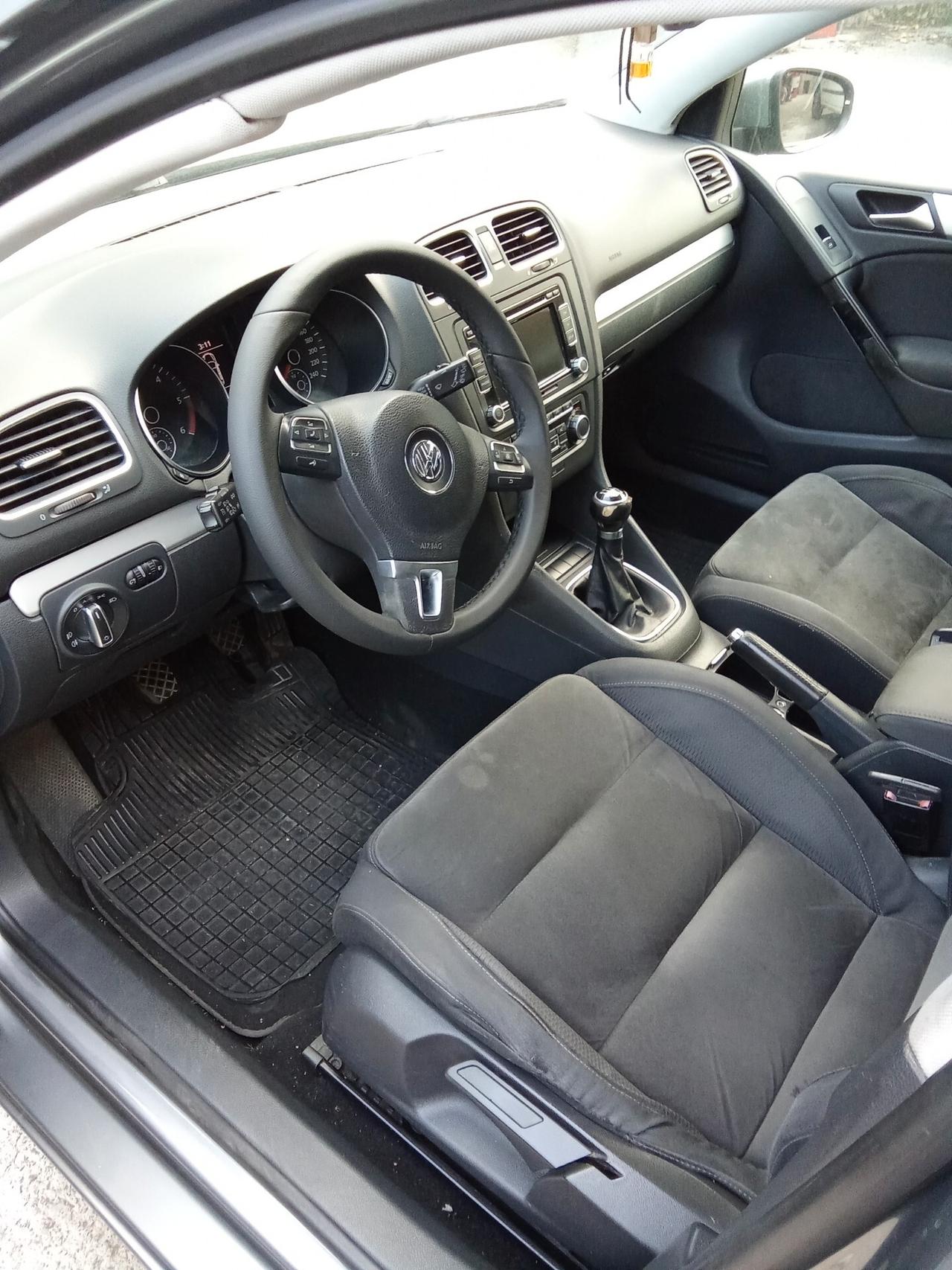Volkswagen Golf 2.0 TDI 140CV DPF 5p. 011