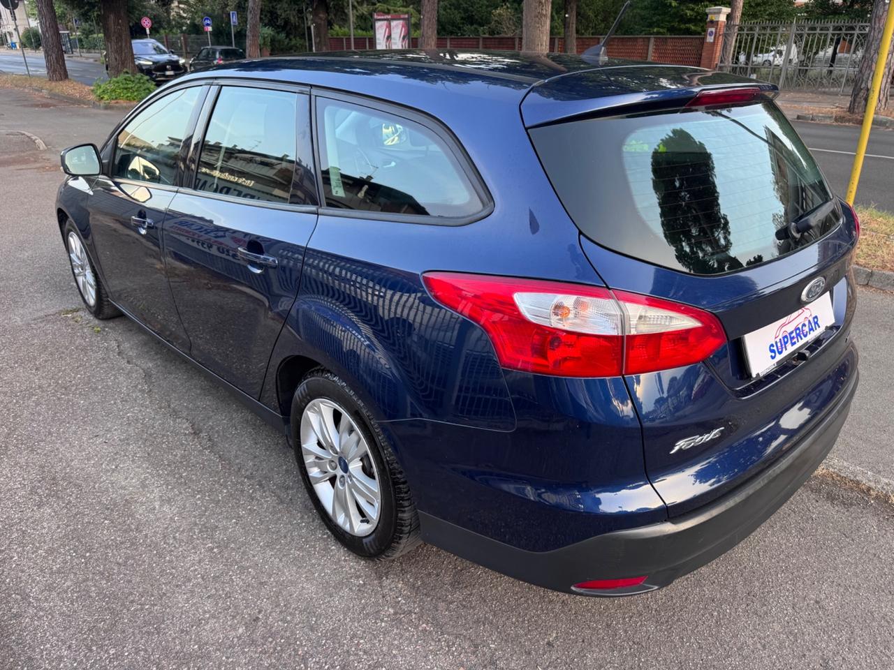 Ford Focus 1.6 TDCi 115 CV SW neopaten garanzia 12 mesi