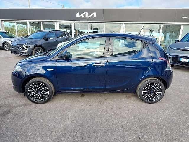 Lancia Ypsilon 1.2 69 CV 5 porte S&S Gold