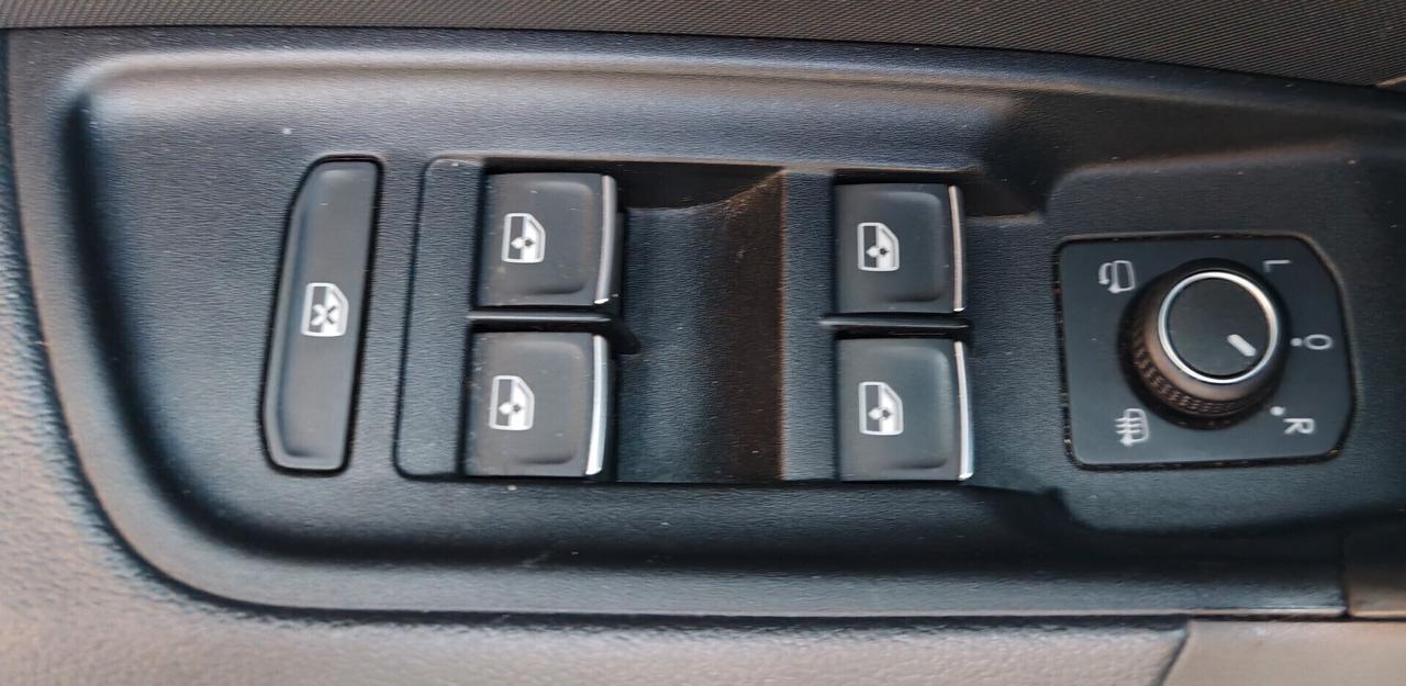 Audi A1 citycarver 30 TFSI Identity Contrast