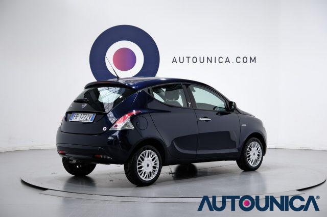 LANCIA Ypsilon 1.2 69 CV 5 PORTE ELEFANTINO BLU NEOPATENTATI