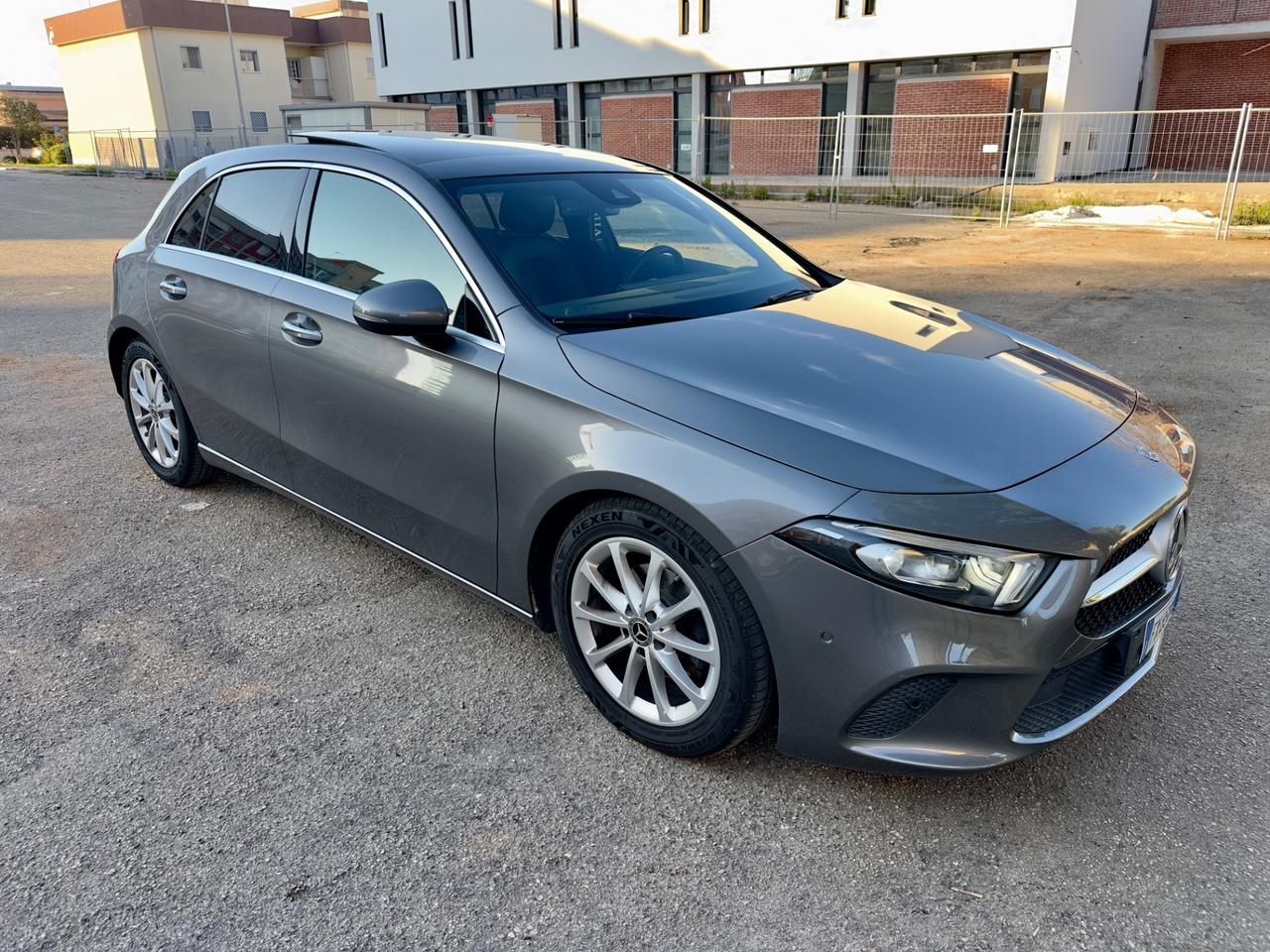 Mercedes-benz A 180 d Automatic Sport TETTO APRIBILE