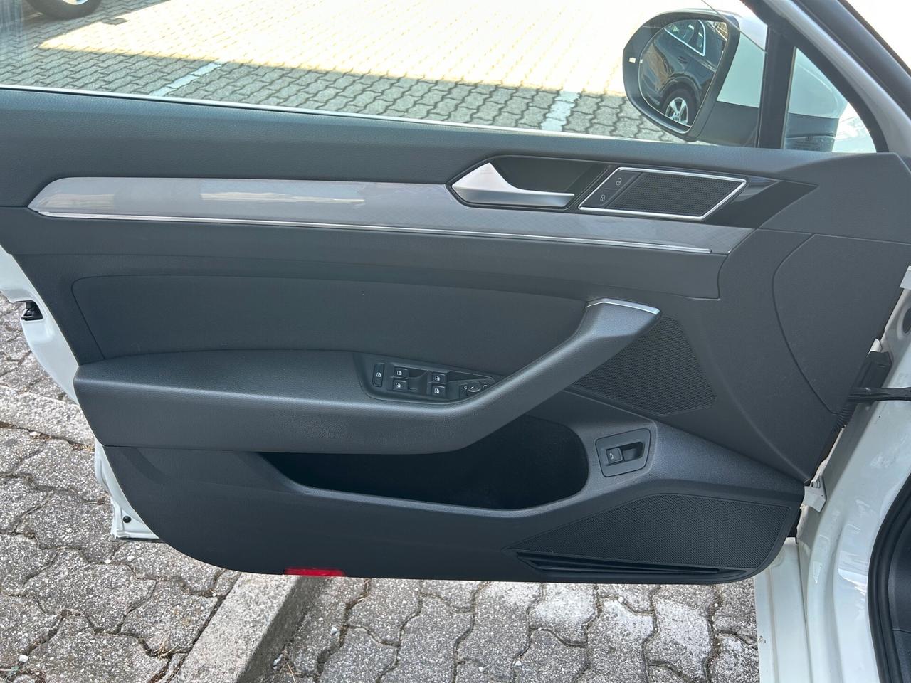 Volkswagen Passat Variant 2.0 tdi 122cv dsg DANNEGGIATA