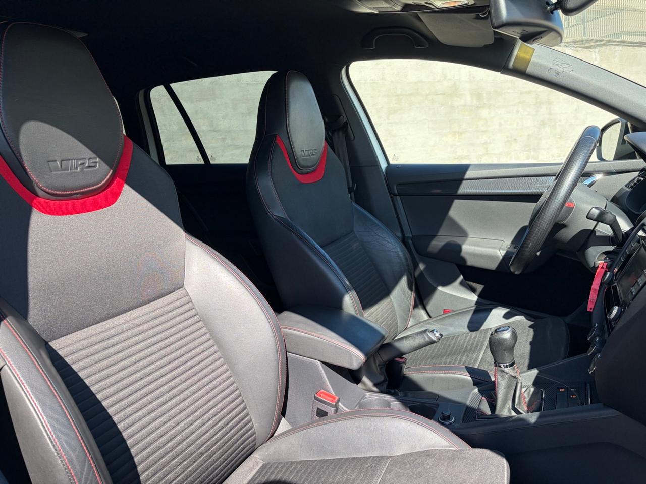 Skoda Octavia 2.0 TDI Wagon RS - 2013 “Bellissima”