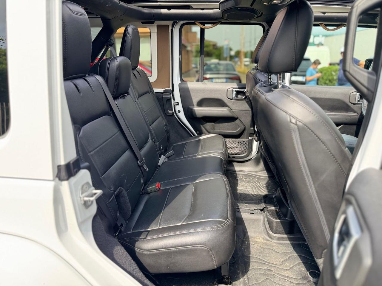 Jeep Wrangler Sahara 2.2 CRDi #6282