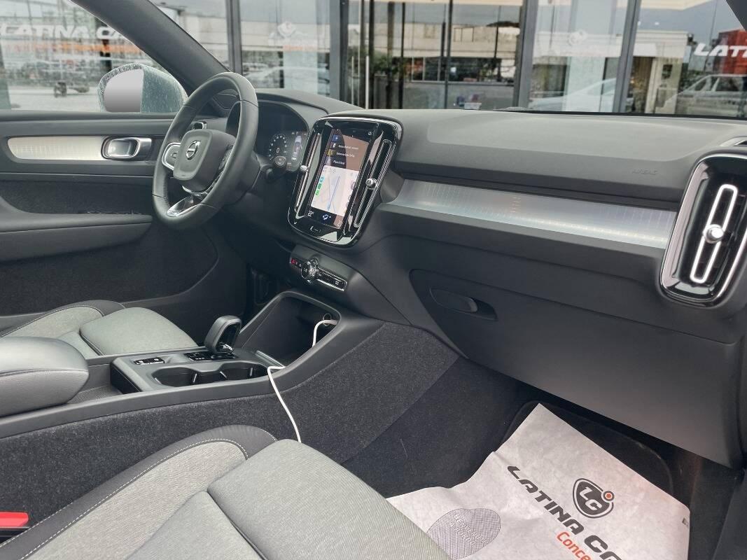 Volvo XC40 1.5 t4 recharge phev con CarPlay